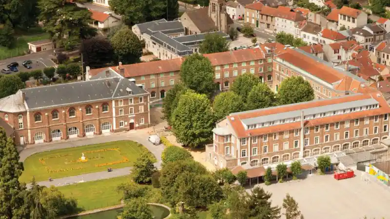 Alpadia Fransa Igny Yaz Okulu